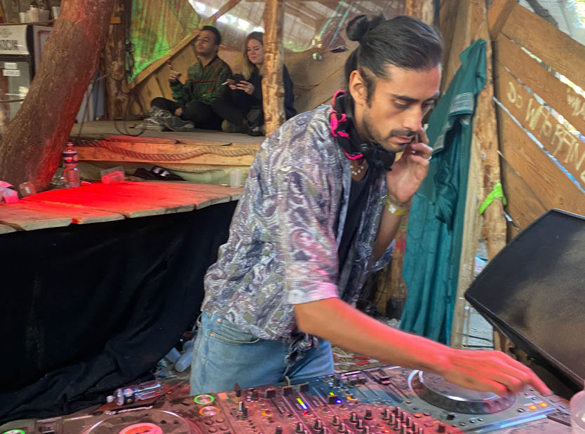 Tent Hotel New DJ crush: Jimeno Arnaud playing a morning set at Juicy 