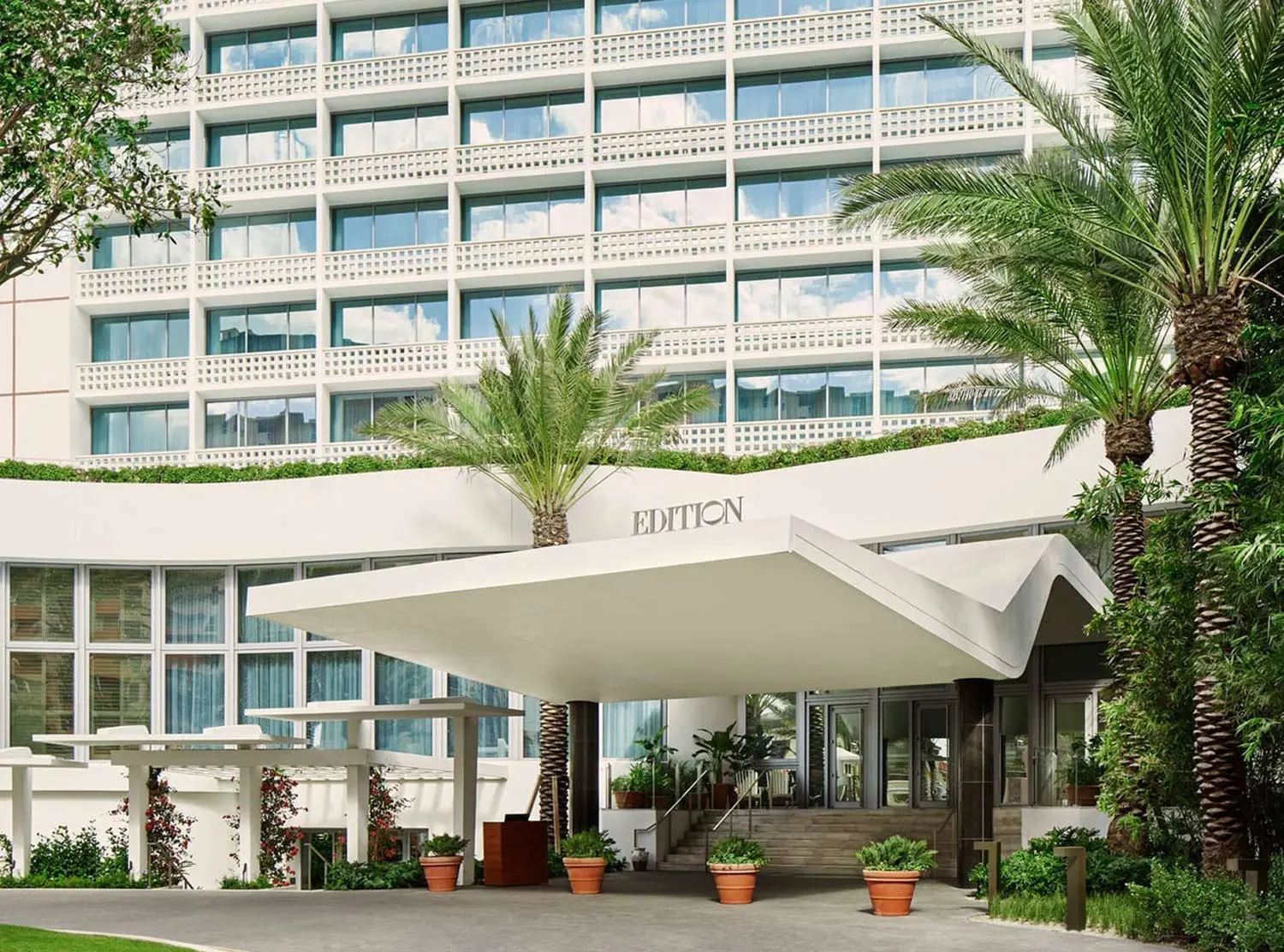 Full-on beach-meets-urban resort at the Miami Beach EDITION