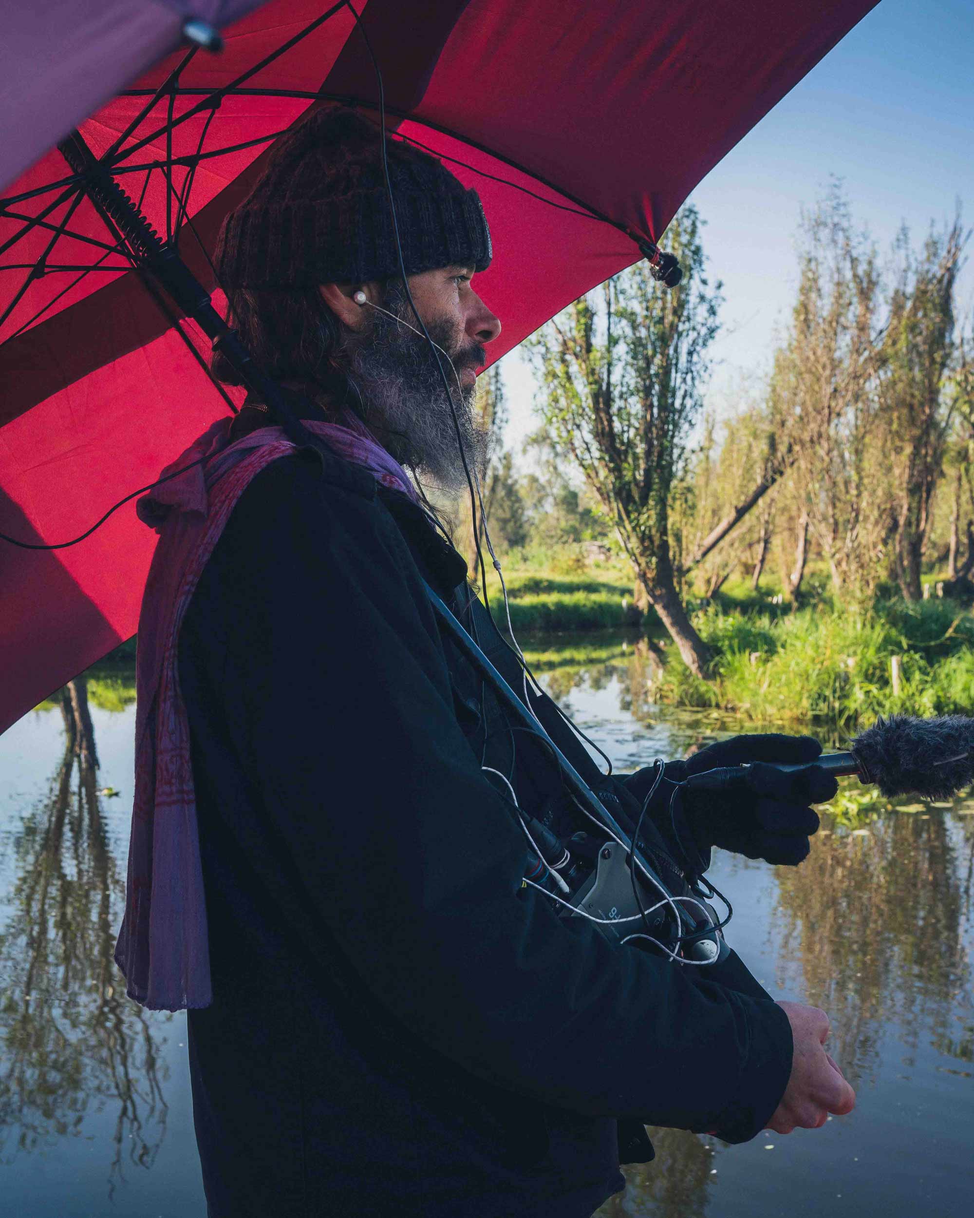 Leonardo Heiblum recording the nature sounds of Xochimilco