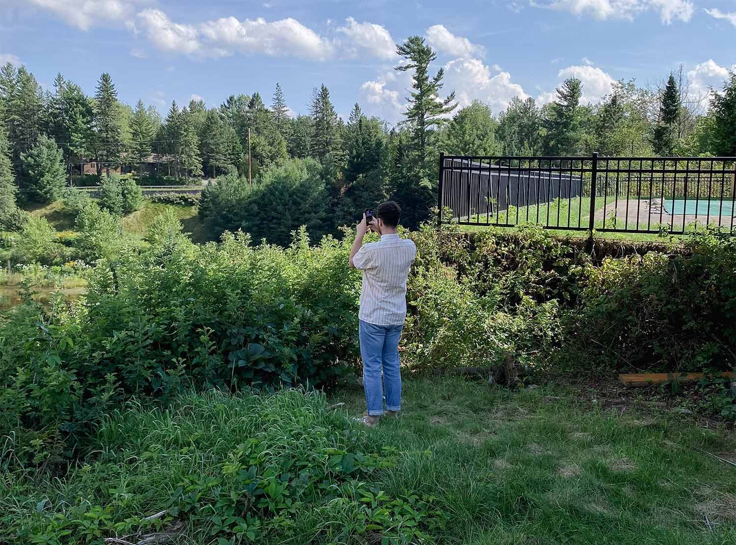 Eastwind Hotel Lake Placid The edge of the property blends right into the natural surroundings