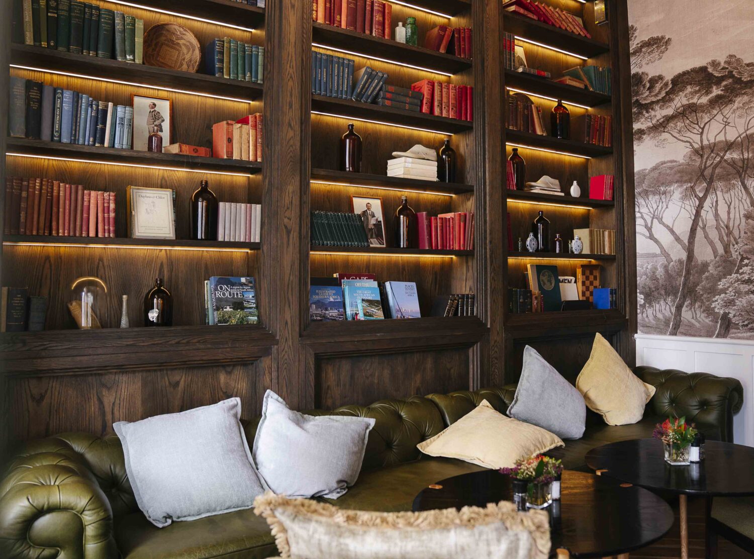 Harpers House Library come lounge, and G&T station just out of shot. 