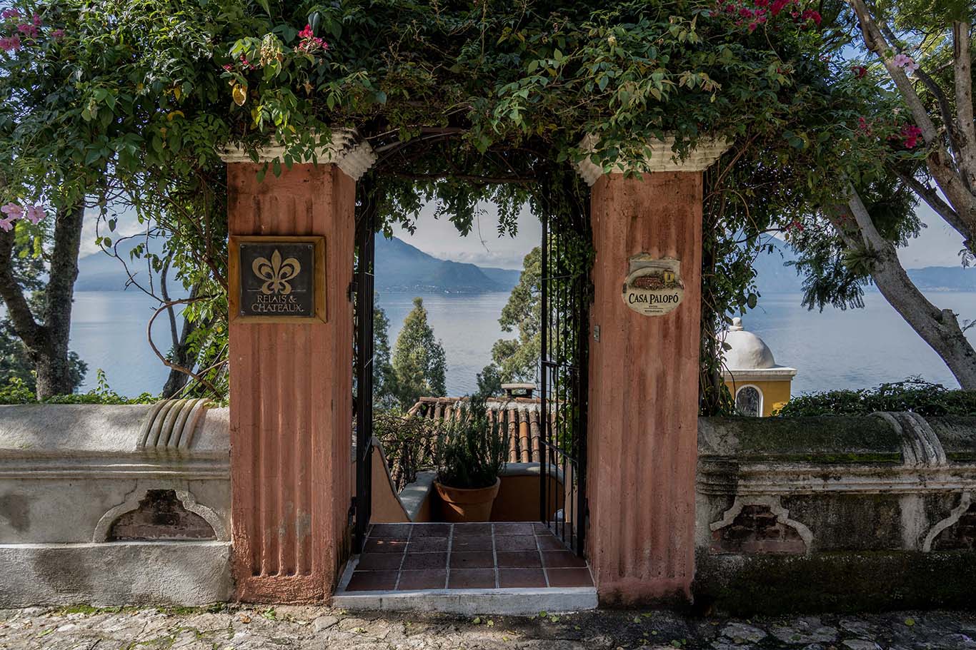 Casa Palopó Welcome to Casa Palopó, a Relais & Chateaux property!