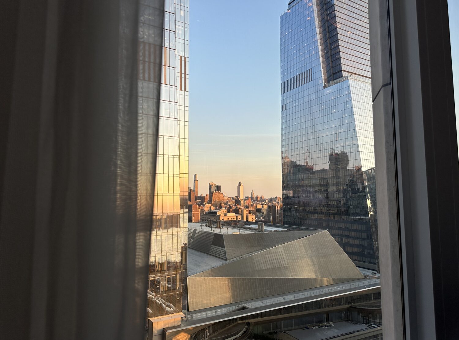 EQUINOX HOTEL NEW YORK View from dinner 