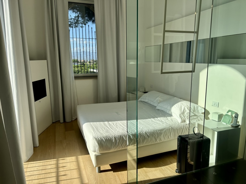 Zash Country Boutique Hotel & Spa Our historic room overlooking Etna 