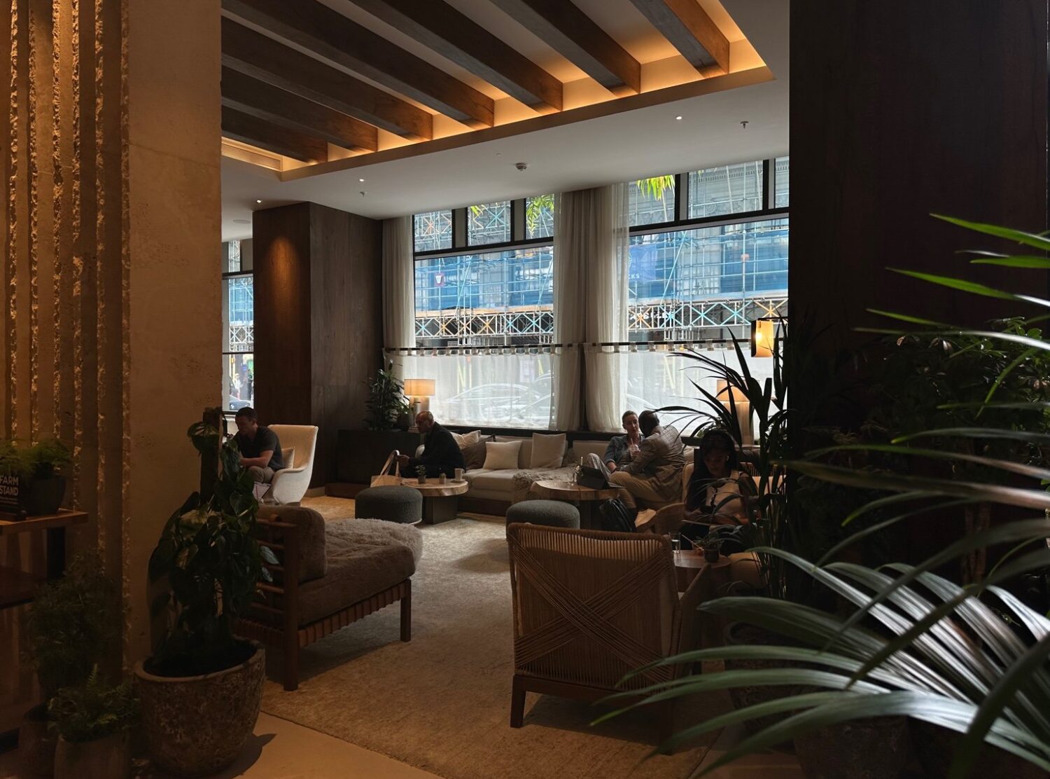 1 Hotel Mayfair The sitting area by the lobby is great for a relaxed meeting or to pop your laptop and catch up with work
