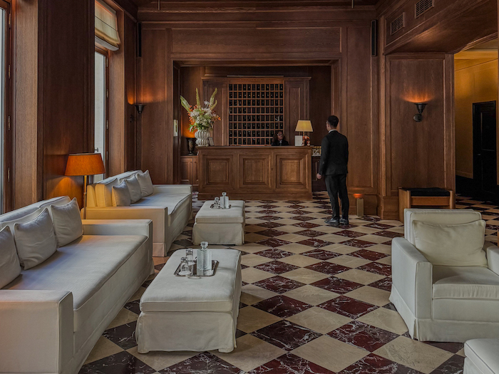 Hôtel Balzac Check-in at the beautiful lobby of Hôtel Balzac, welcome to Paris