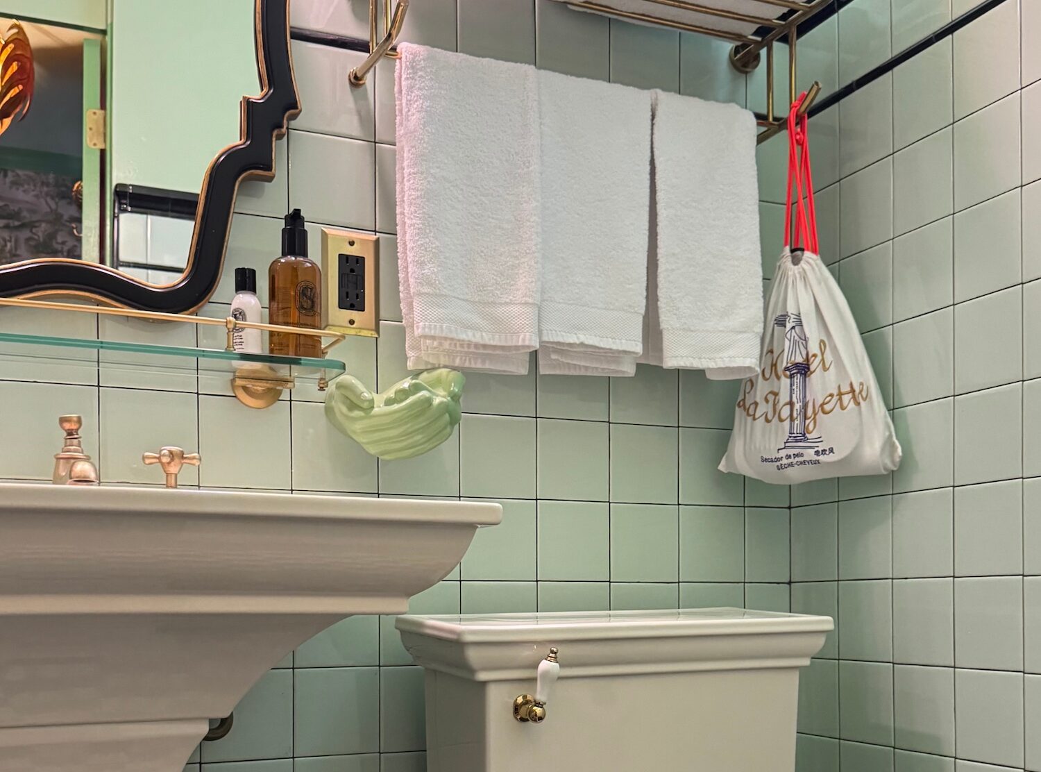 Lafayette Hotel San Diego You couldn’t name a hotel the Lafayette and not include luxe toiletry products from Dyptique Paris