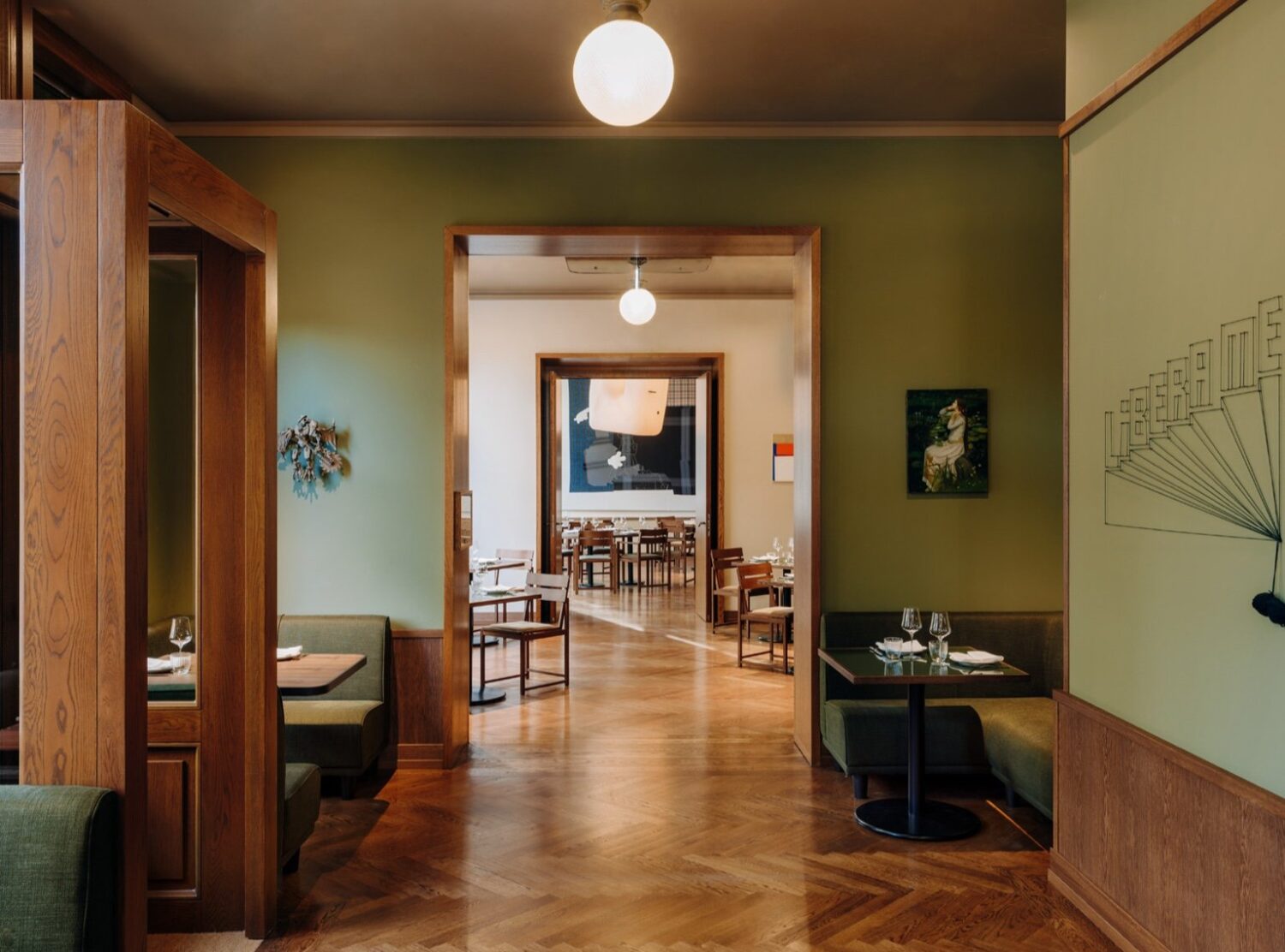 Château Royal The lobby bar and restaurant that got me dreaming since I first visited in 2022