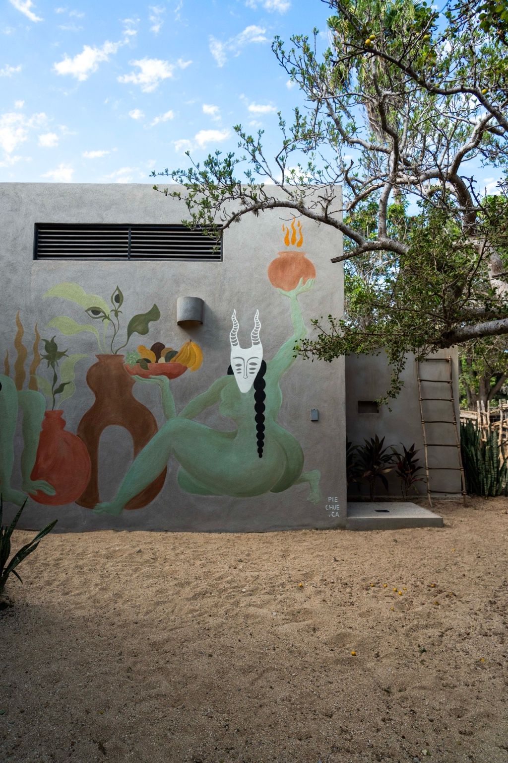 A hand-painted mural by Mexican artist Pie Chueca