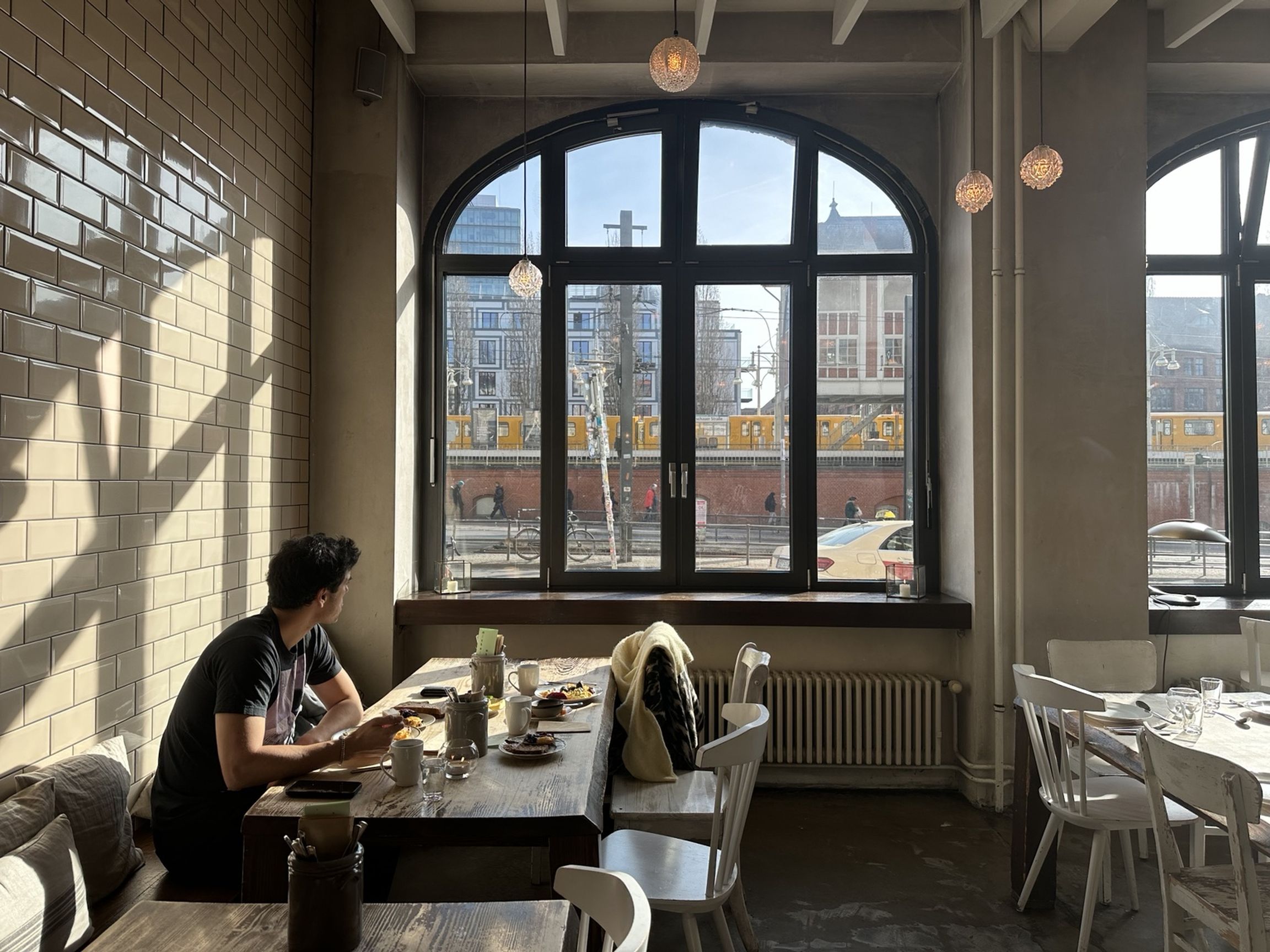 The sun-drenched, farm produce-fueled delicious breakfast is served at the downstairs restaurant until 11am daily. Especially great for those walking to or from Berghain on a late Sunday morning. 