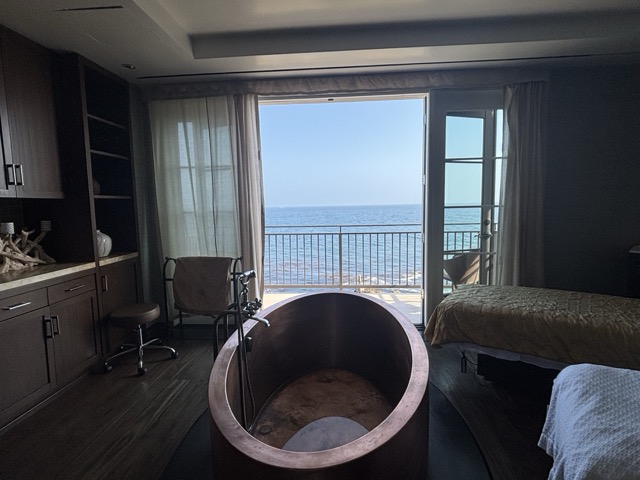 Terranea Resort Soaking tub at the spa