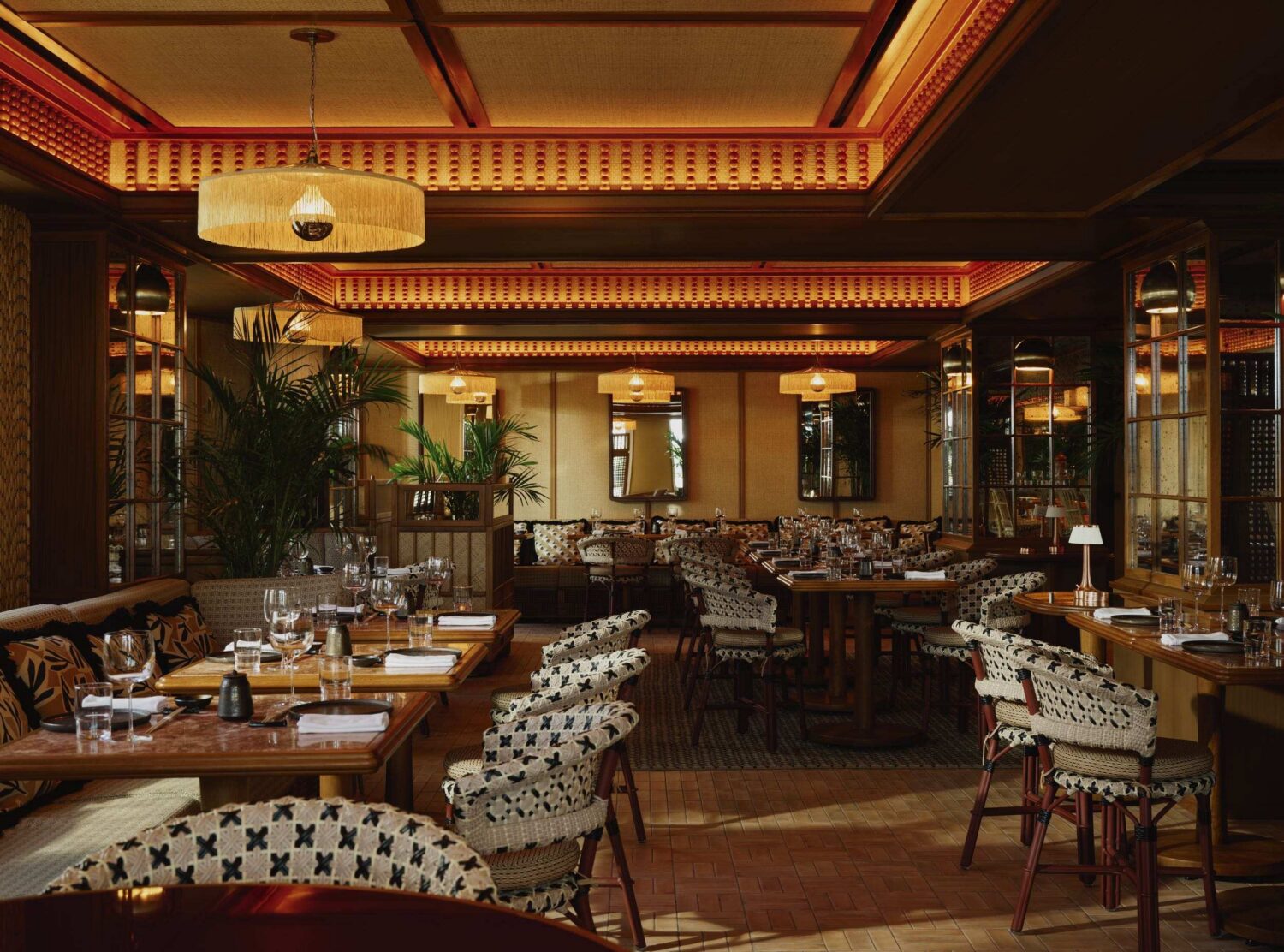 Delano Miami Beach The Japanese restaurant Mimi Kakushi, designed by Elastic Architects in partnership with London architecture firm Pirajean Lees, is set in an imagined 1920s Osaka. Its cocktails pay tribute to silent film star Sessue Hayakawa; access is reserved for hotel guests and club members.