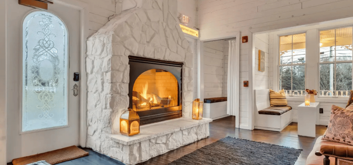 The Lin Beach House Cozy by the fireplace.