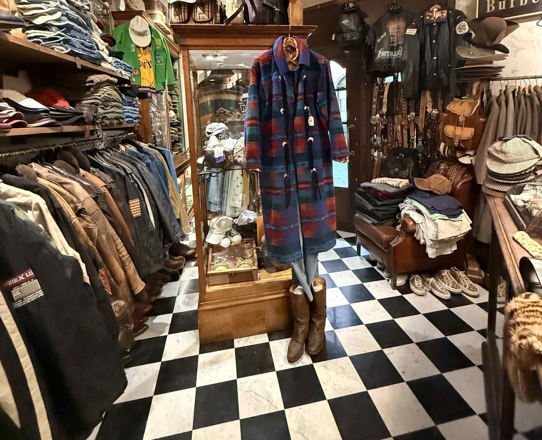 Vintage Shop