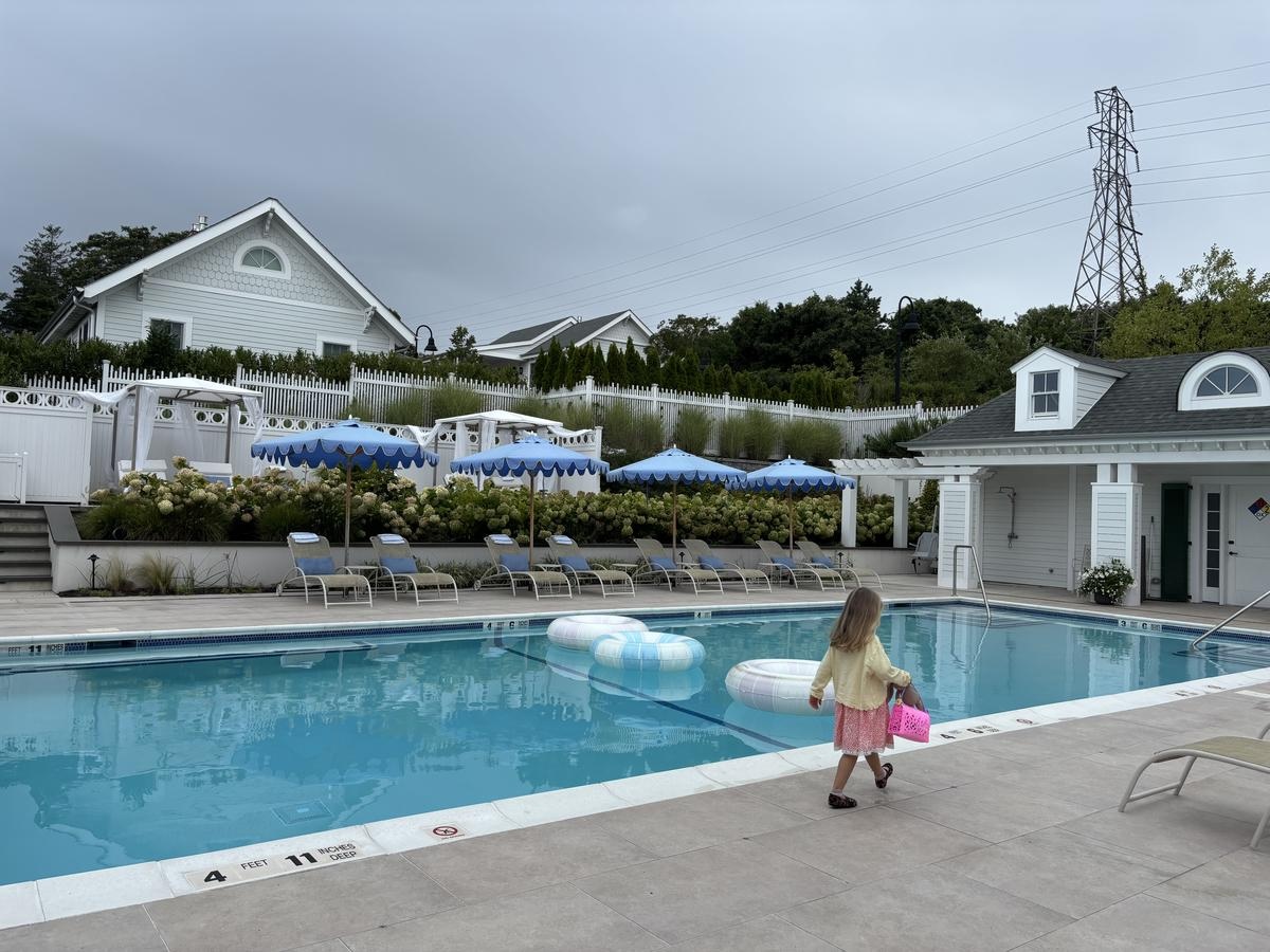 Canoe Place It was a rainy weekend, but we were still able to put our feet in the luxurious pool 