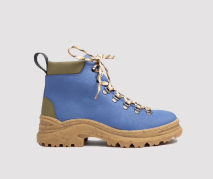 Marine Plastics Boot