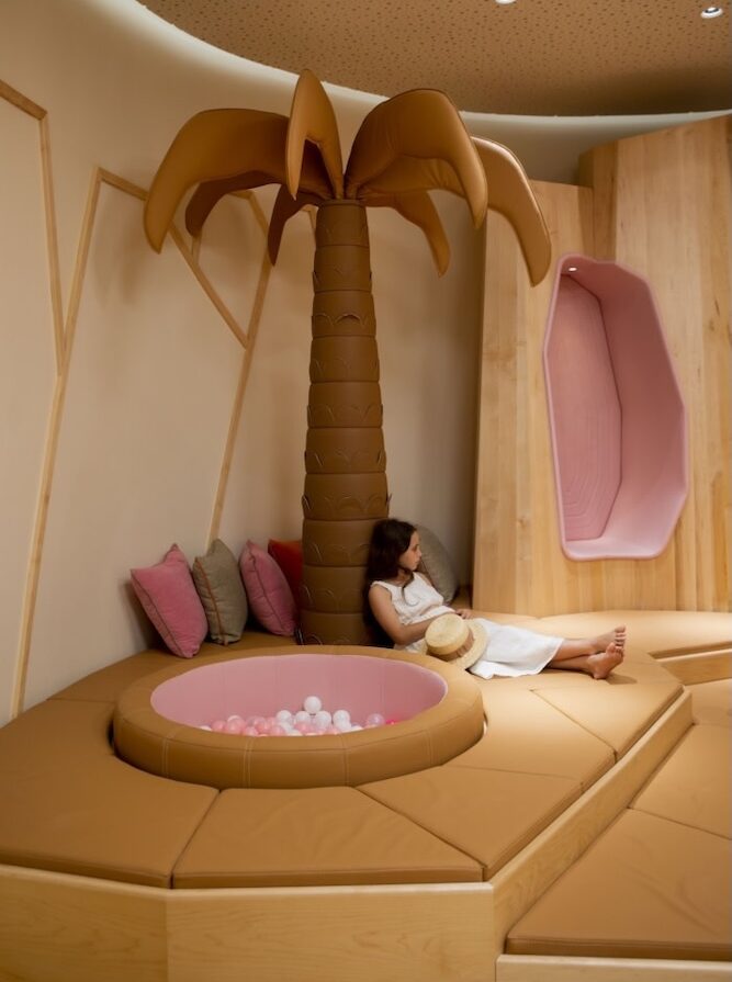 HOTELS THAT GET KIDS RIGHT
