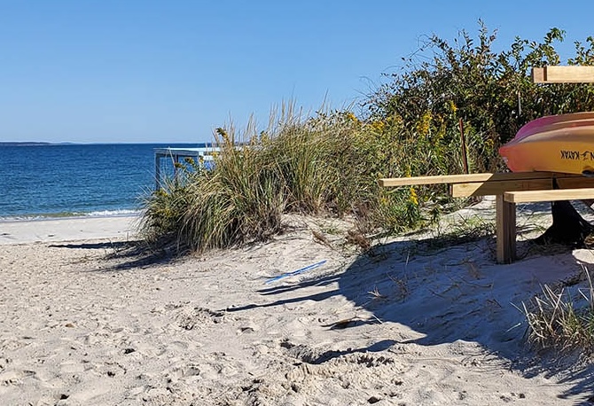 Meschutt Beach