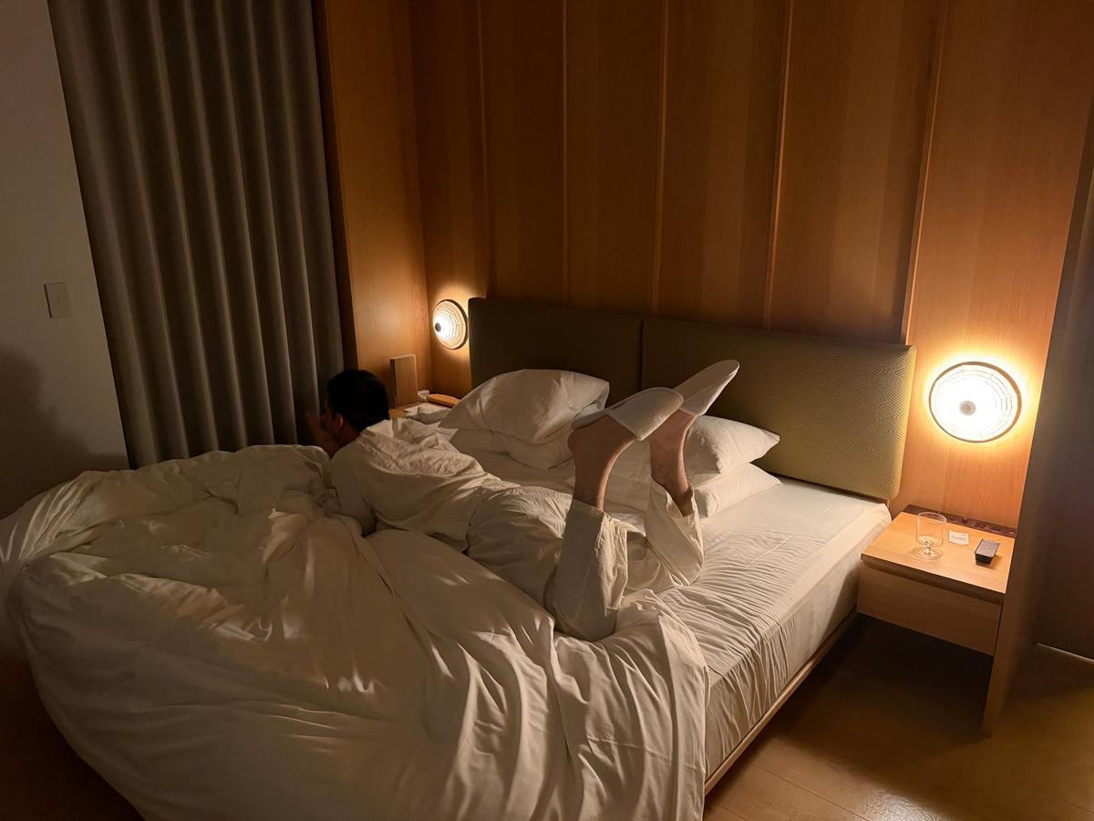TRUNK (HOTEL) YOYOGI PARK After: putting the ridiculously soft loungewear by Japanese label Steteco to very good use
